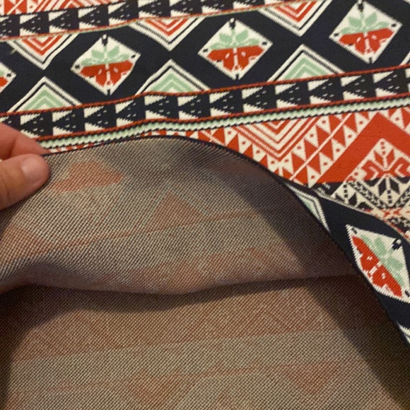 NWT BCBG Max Azria Starr Winter Geometric Bandage Skirt Red Blue M Medium 8 10 - Picture 3 of 3